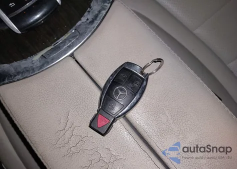 2016 Mercedes-Benz C 300 4Matic z USA, uszkodzony, nr VIN WDDWF4KBXGR141717